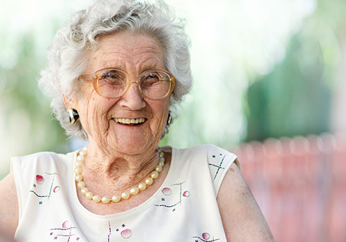 We help seniors with their daily activities so that they can stay in your own home